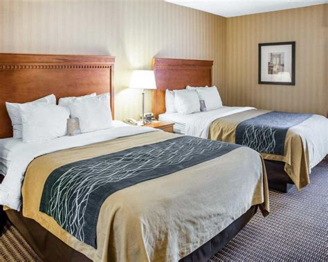 Comfort Inn & Suites Alexandria West .